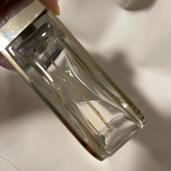 Cucci guilty empty bottle of perfume for women - Picture 4 of 10